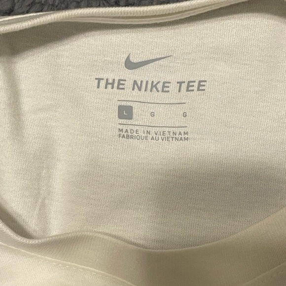 Nike Swoosh T Shirt White Size Large L Men’s Air Max Worn Once - Picture 3 of 4